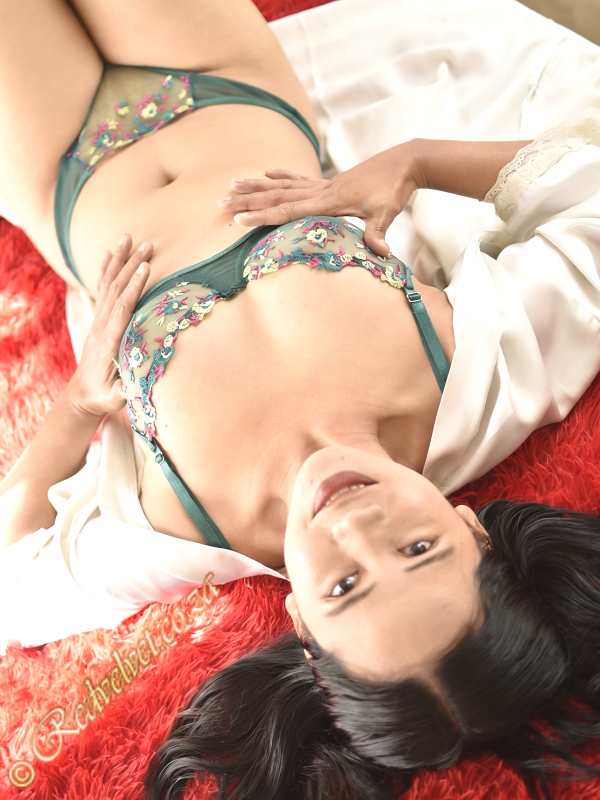 27 year old Escort in Bryanston Johannesburg South Africa 